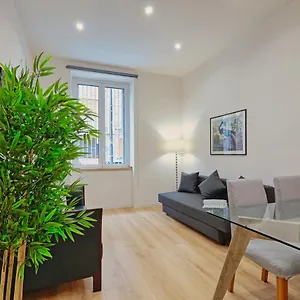 https://palermo-cental-welcoming-apt-x4.palermohotels.org